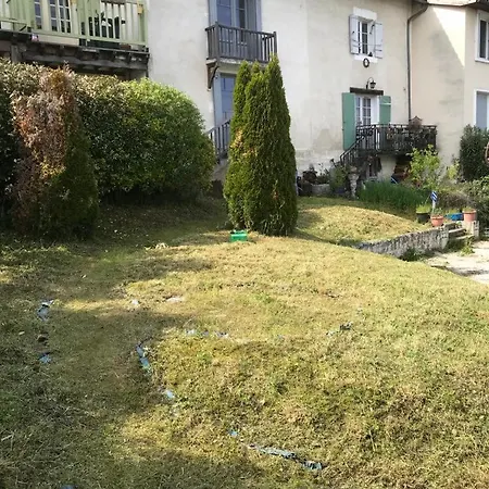 Nyaraló Number 32 Aubeterre-sur-Dronne